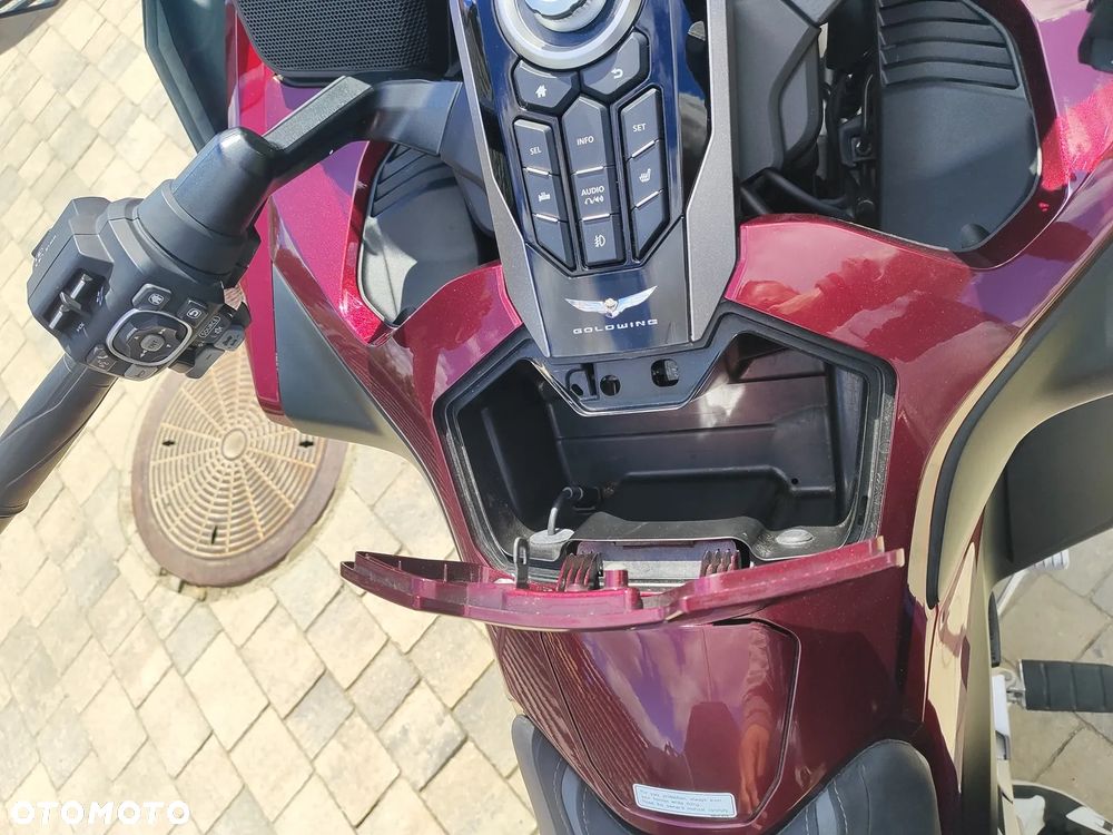 Honda GL - 5