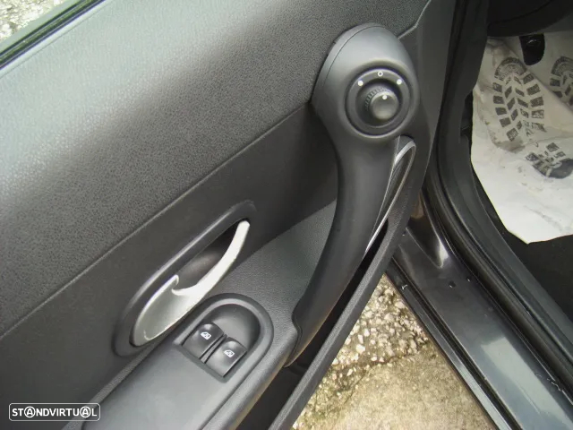 Renault Clio 1.2 16V Dynamique Luxe - 6