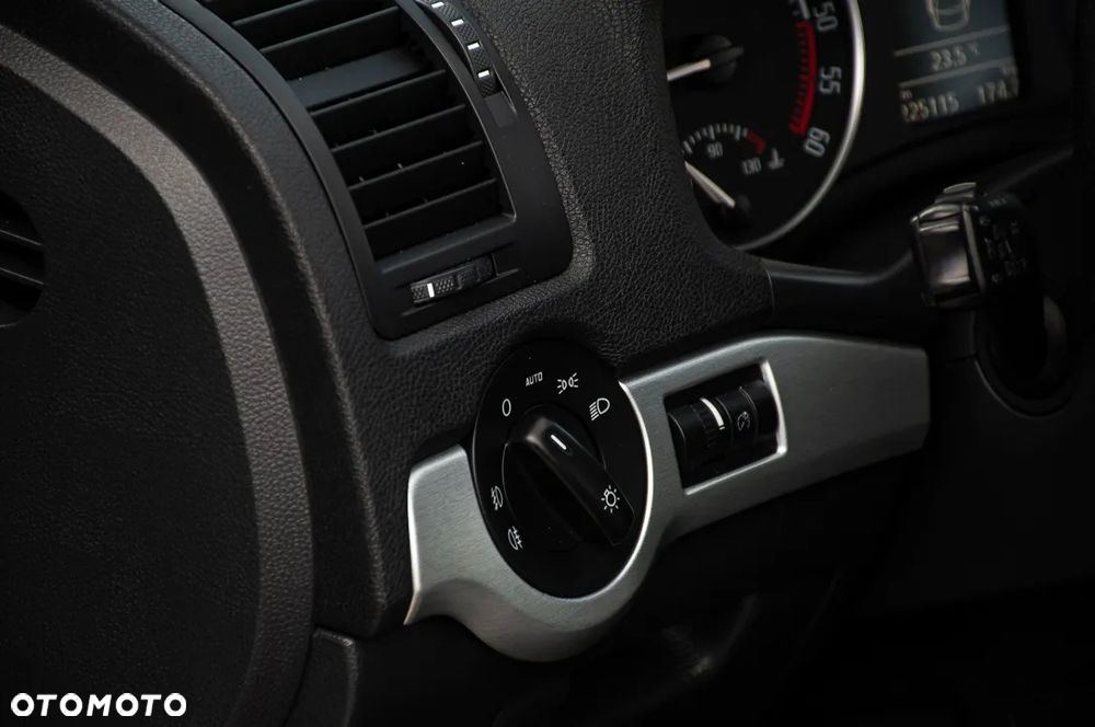 Skoda Octavia 2.0 TDI CR DPF DSG RS - 35