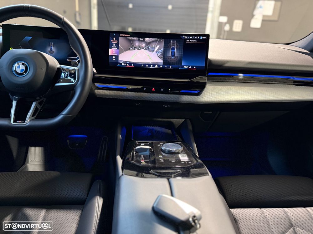 BMW 530 e Pack Desportivo M - 44