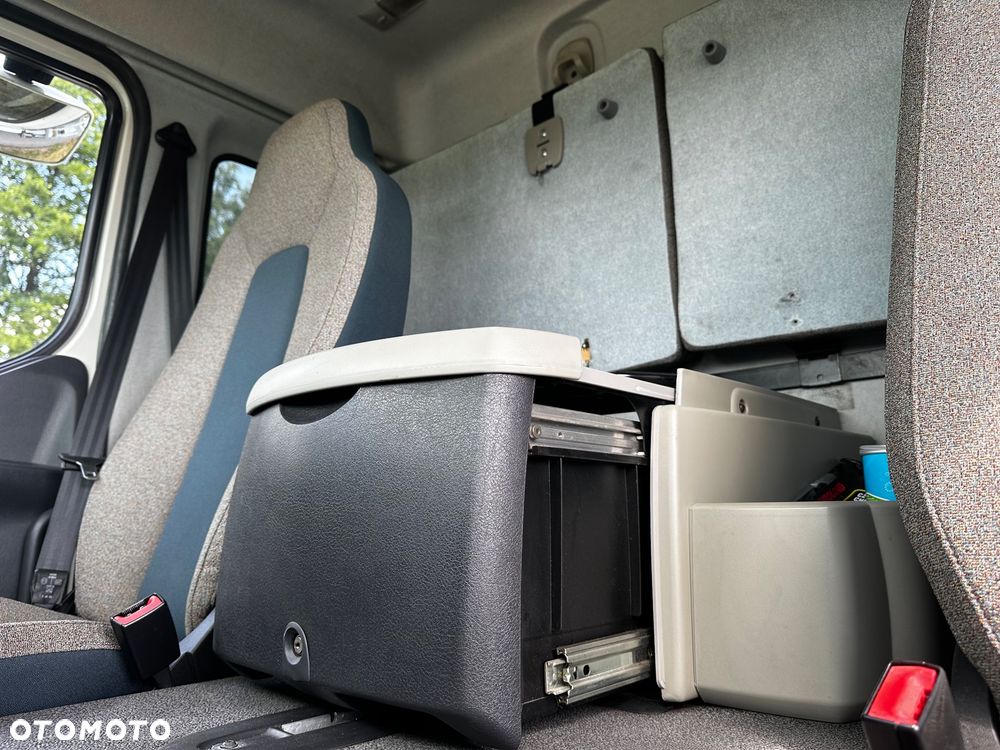 Volvo FL250 euro 6 autotransporter laweta LF4 Nowe Tacho piętro - 21
