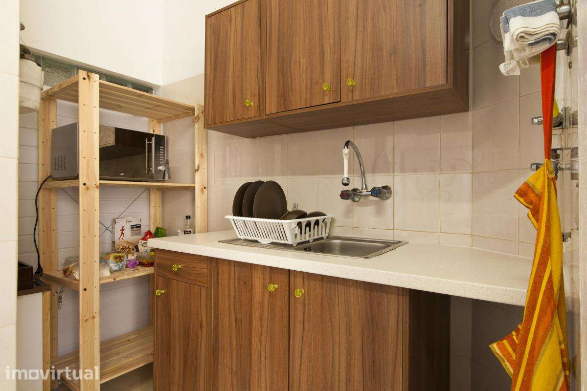 Quarto - localizado em Arroios Lisbon - Grande imagem: 4/24