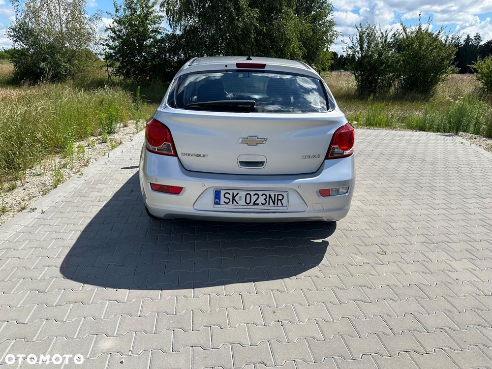 Chevrolet Cruze 1.8 LT - 4