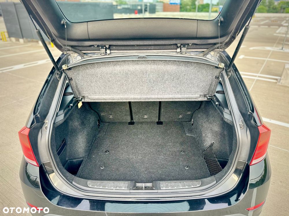 BMW X1 sDrive18d xLine - 20