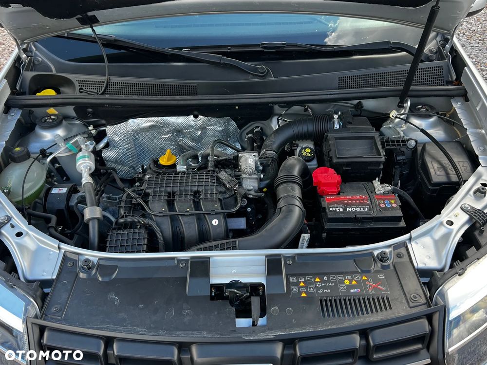 Dacia Sandero SCe 75 Laureate - 12