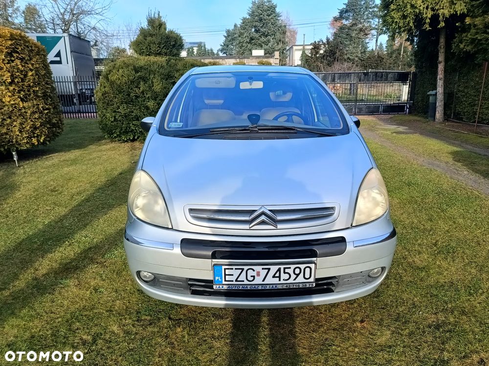 Citroën Xsara Picasso 1.8i 16V Exclusive - 8