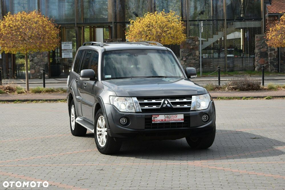 Mitsubishi Pajero - 8