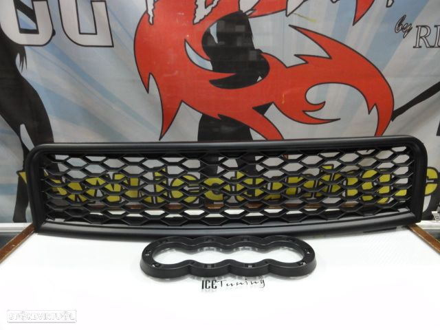 Grelha frontal em plástico Audi A4 8e, B6 01-04 RS4 LOOK em preto mate - 2