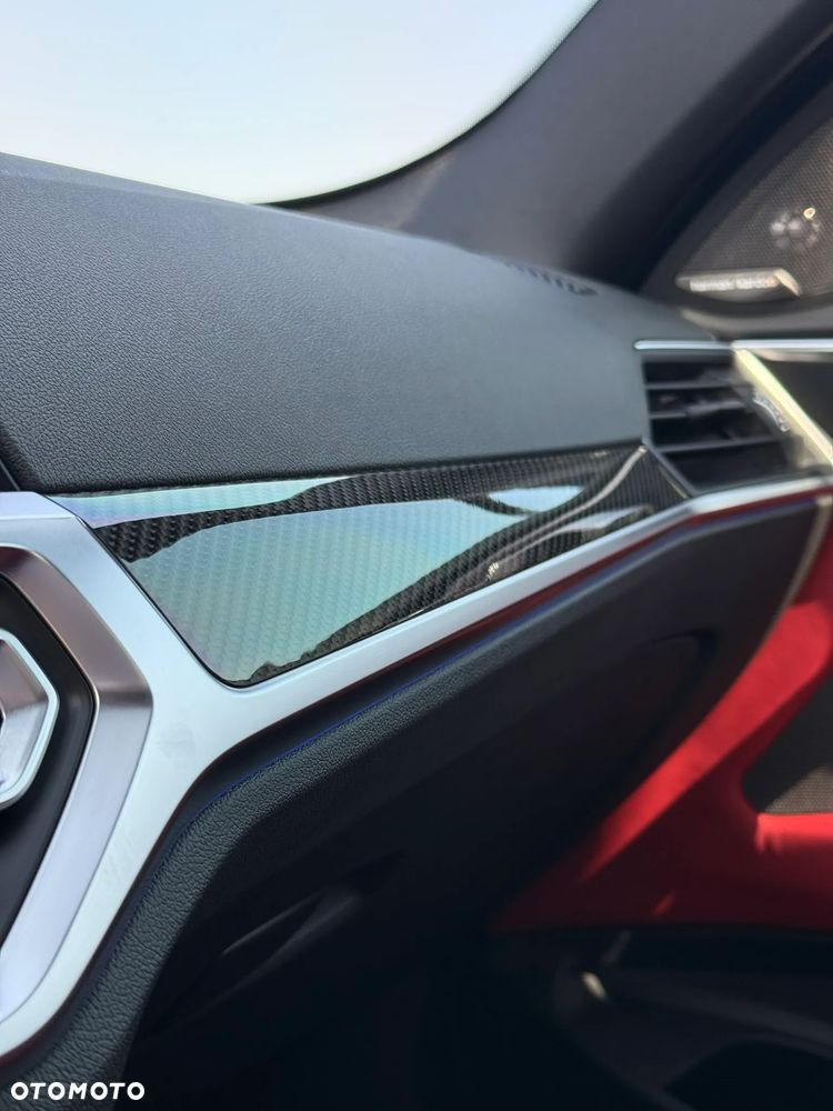 BMW M4 Competition - 19