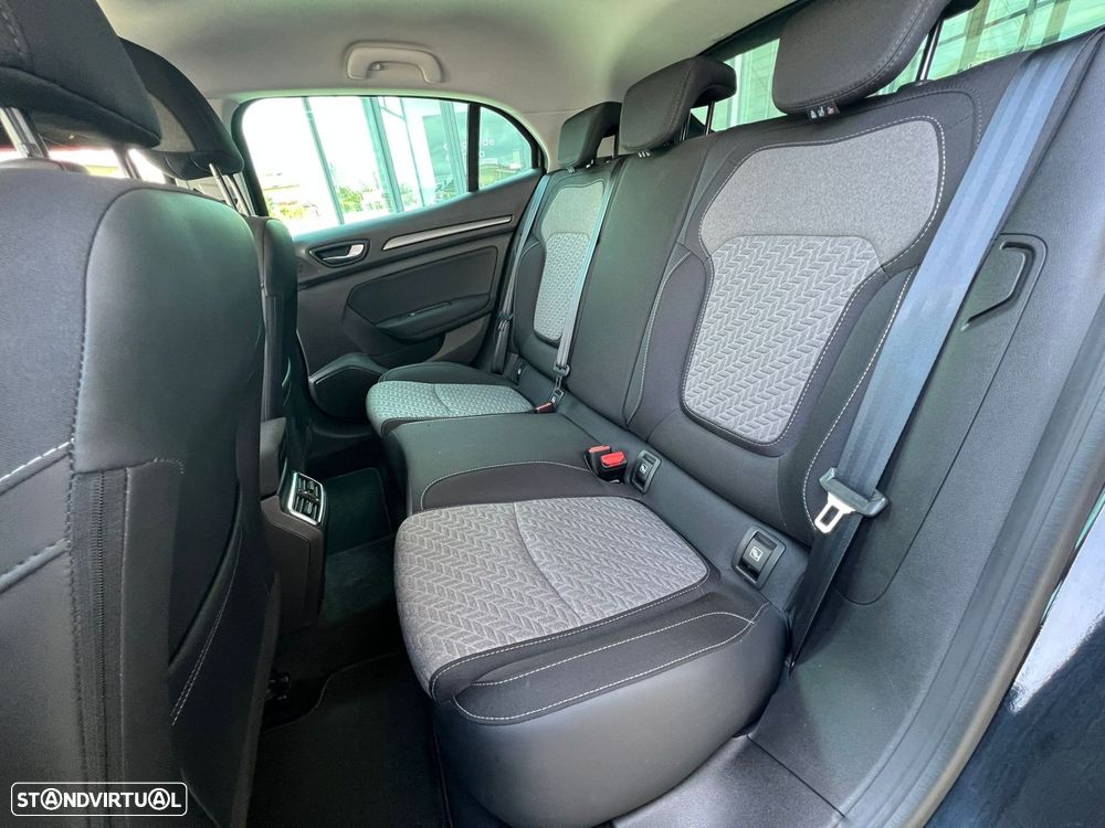 Renault Mégane 1.5 Blue dCi Limited - 7