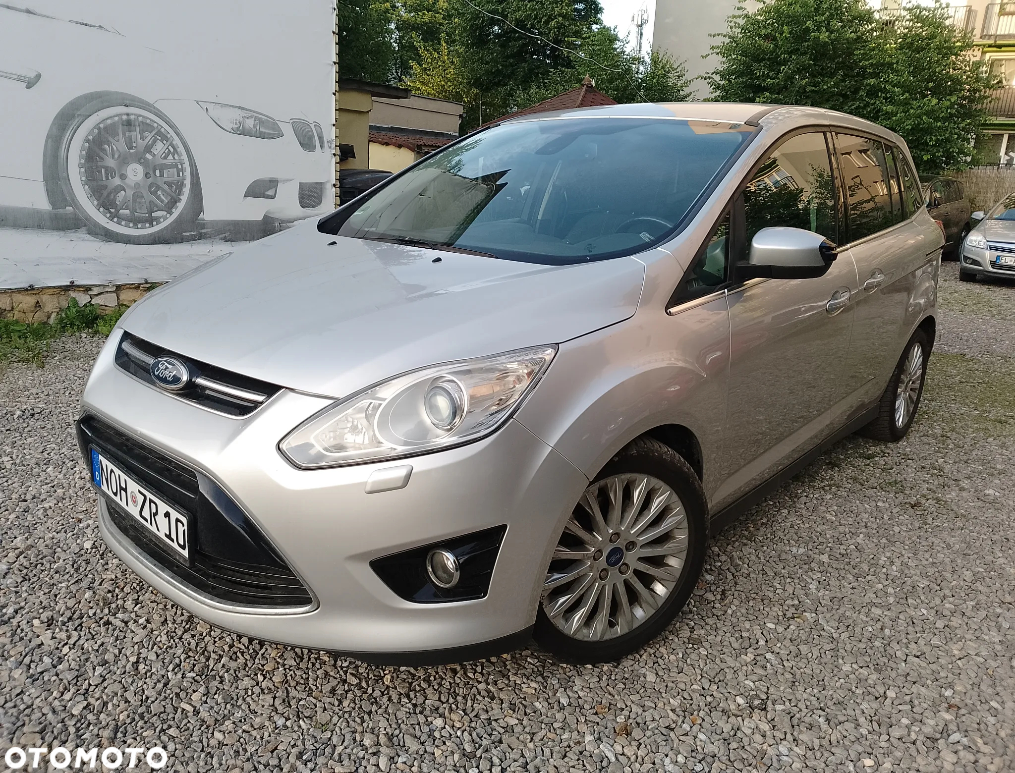 Ford Grand C-MAX 1.6 EcoBoost Start-Stop-System Champions Edition - 2