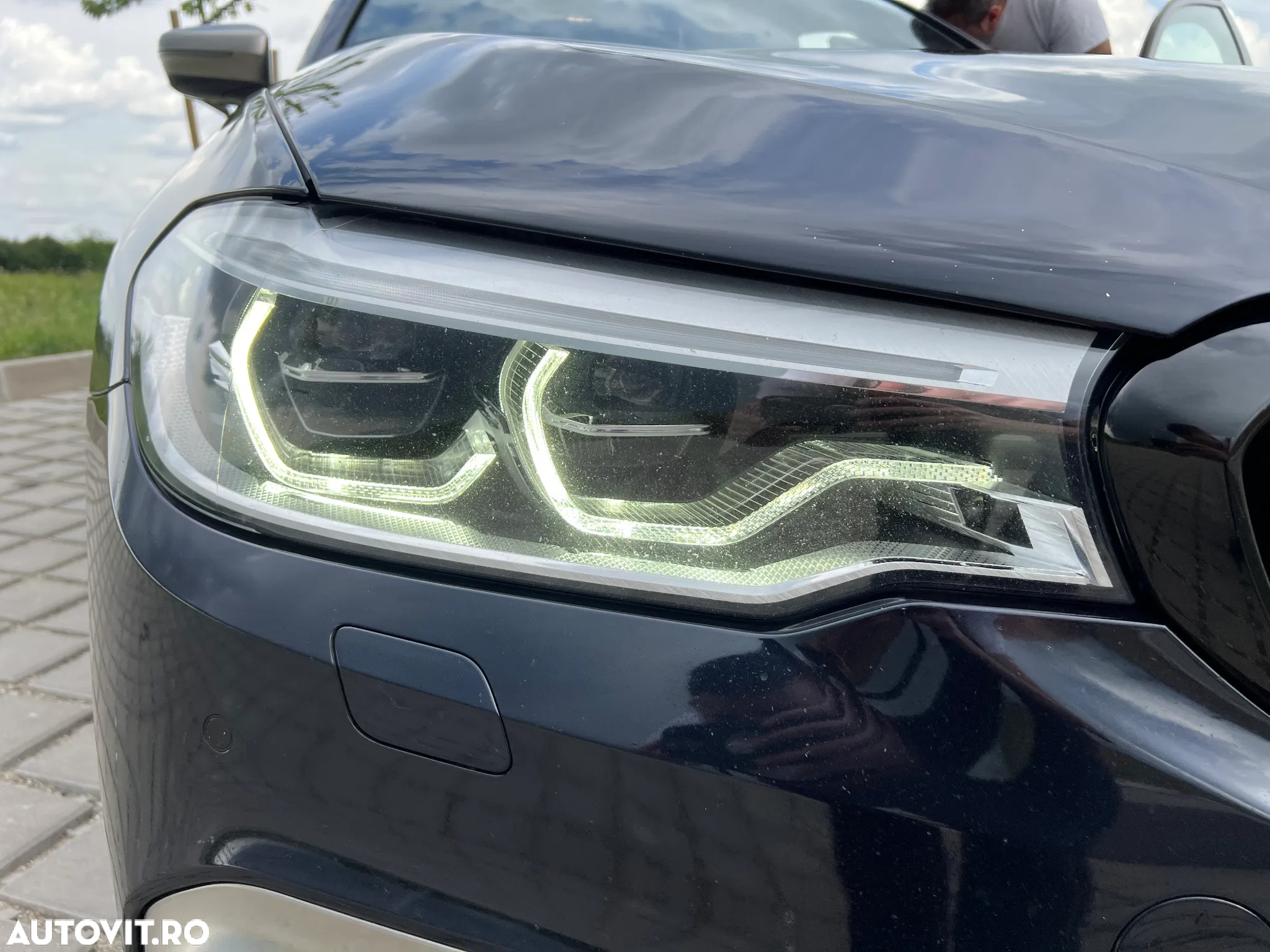 BMW M5 M550i xDrive AT - 13