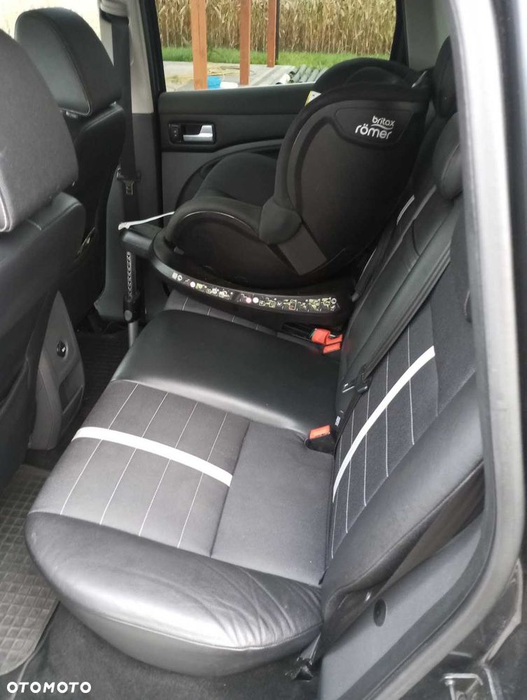 Ford Kuga - 6