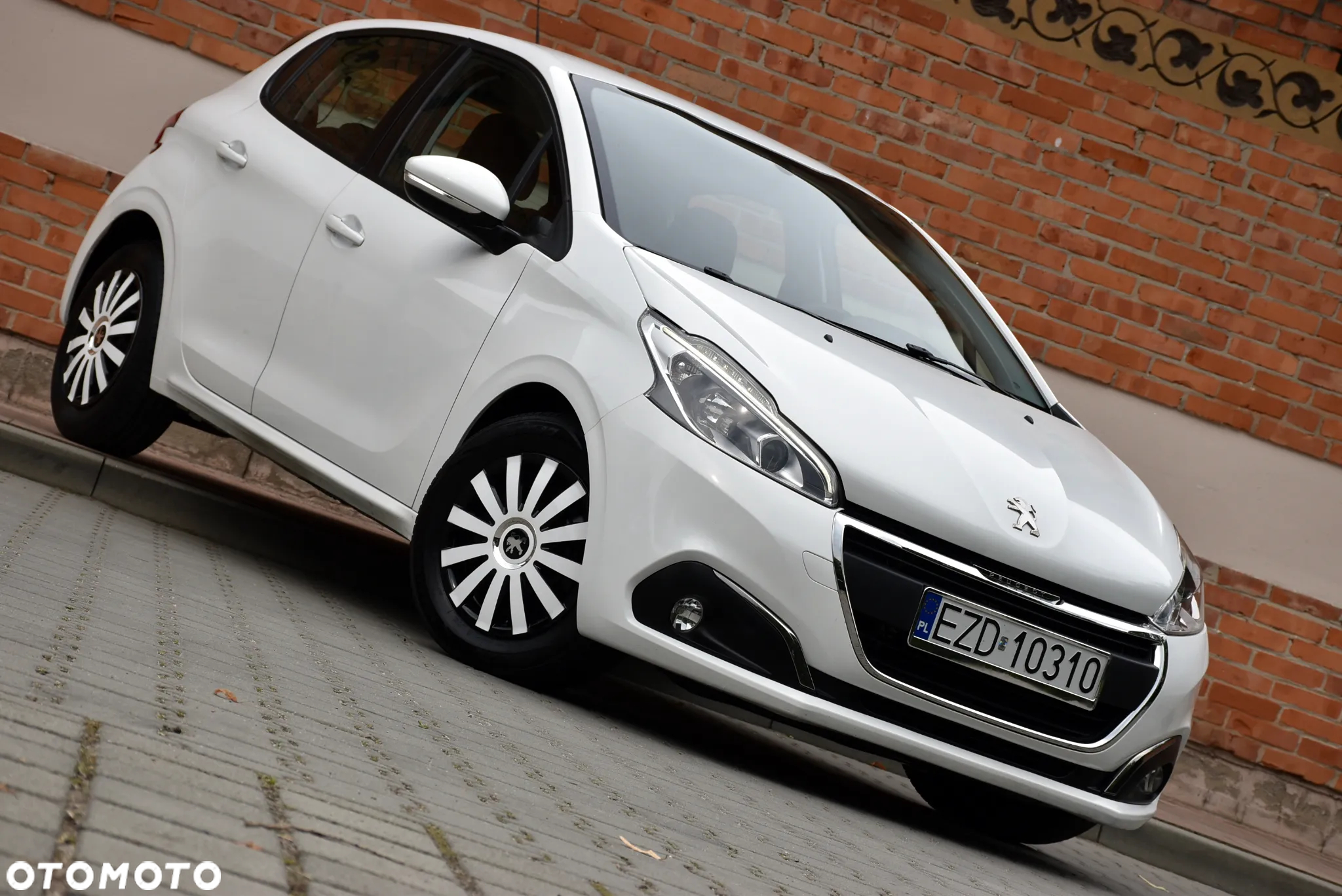 Peugeot 208 1.6 BlueHDi Active - 12