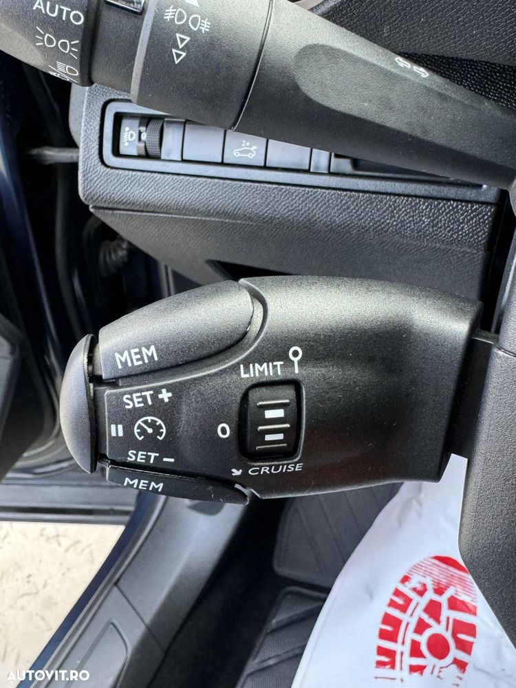 Peugeot 5008 PureTech 130 Allure - 27