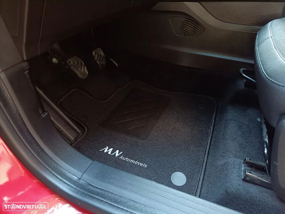 Renault Captur TCe 100 INTENS - 10