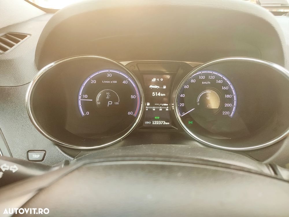 Hyundai ix35 - 22