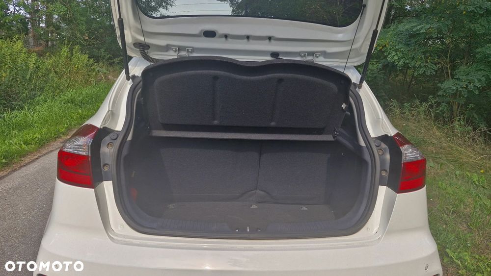Kia Rio 1.2 Business Line Plus - 13