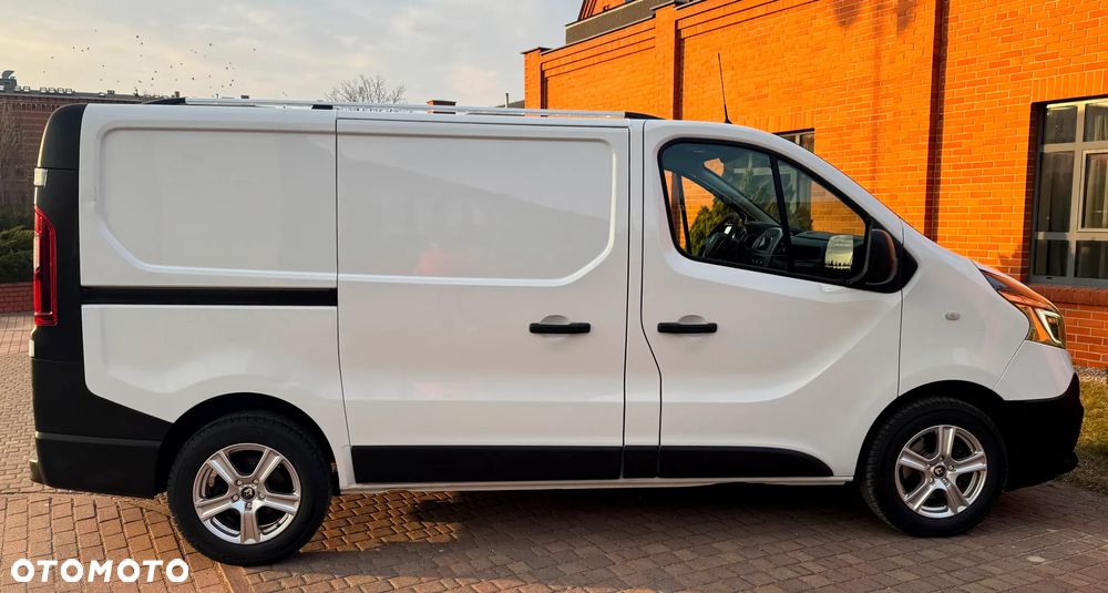 Renault TRAFIC - 32