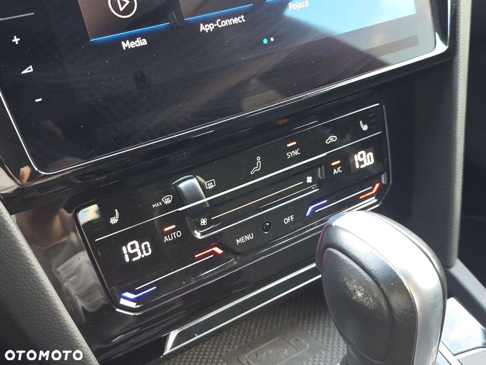 Volkswagen Arteon Shooting Brake 2.0 TSI R-Line DSG - 24