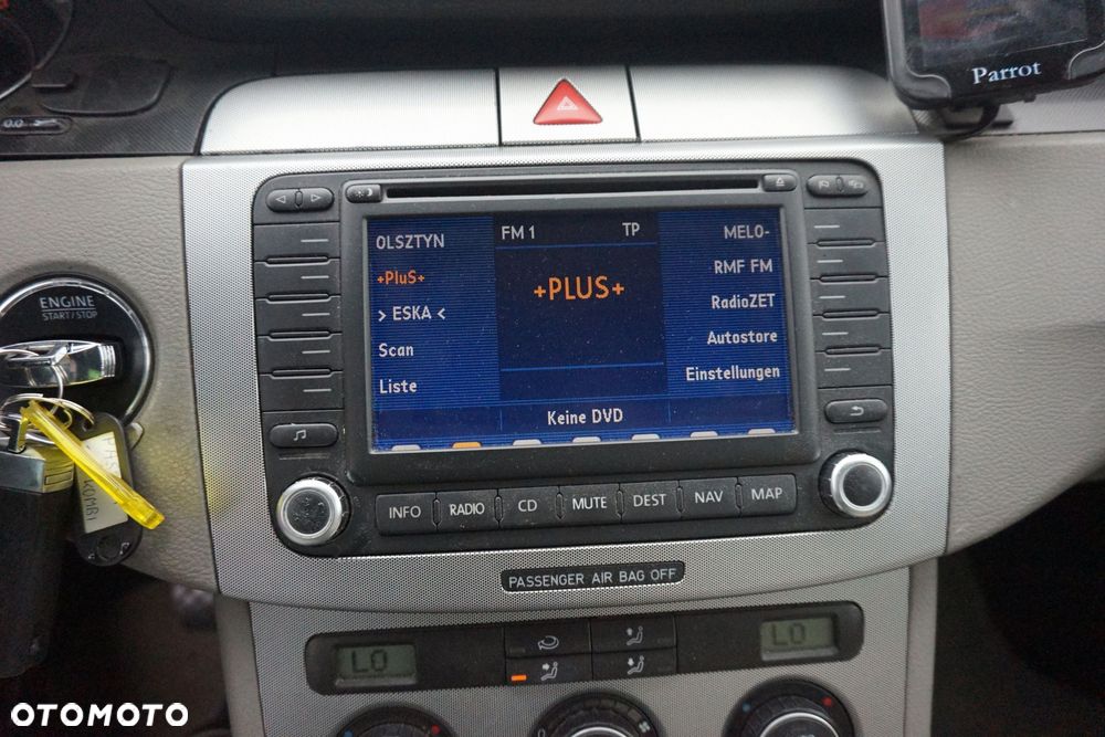 RADIO NAWIGACJA FABRYCZNA PASSAT B6  VOLKSWAGEN 2005-2010 - 1