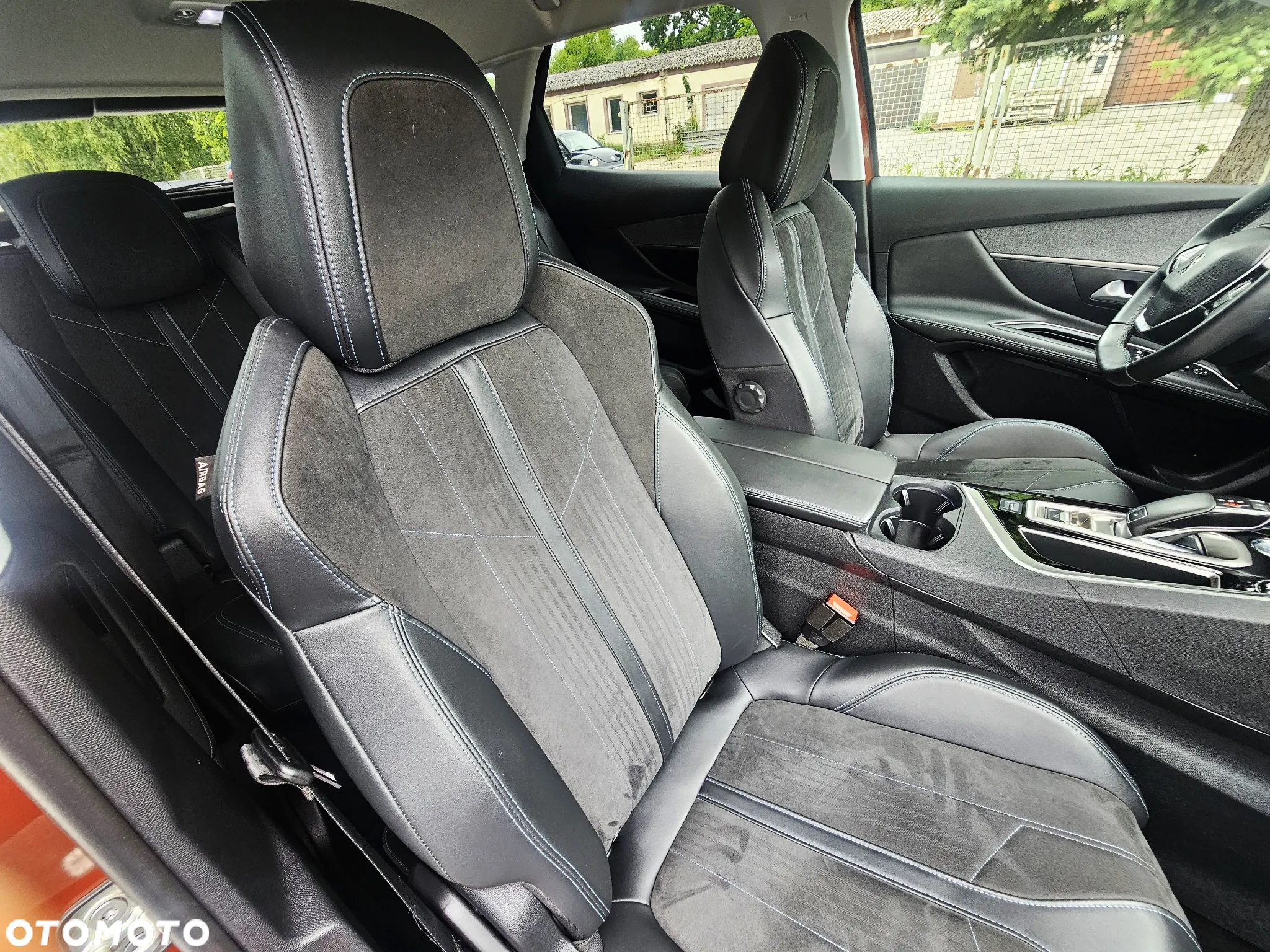 Peugeot 3008 1.6 PureTech GPF Crossway S&S EAT8 - 19