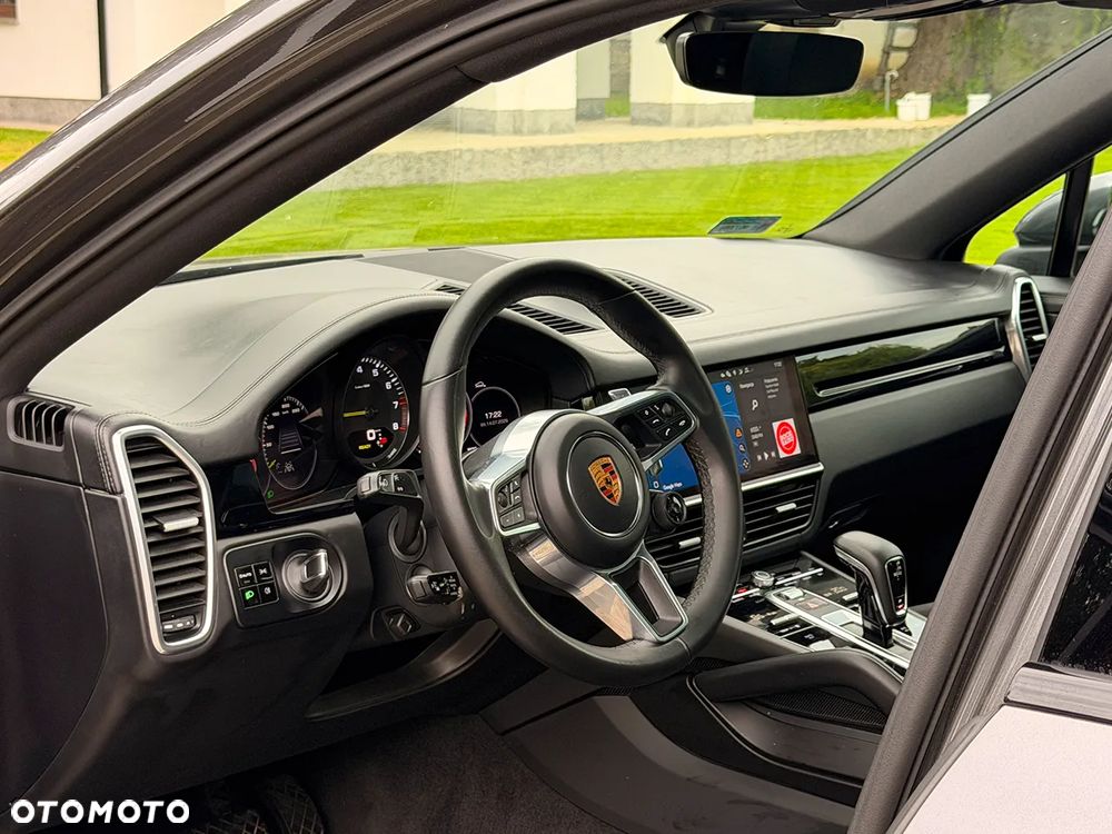 Porsche Cayenne E-Hybrid - 23