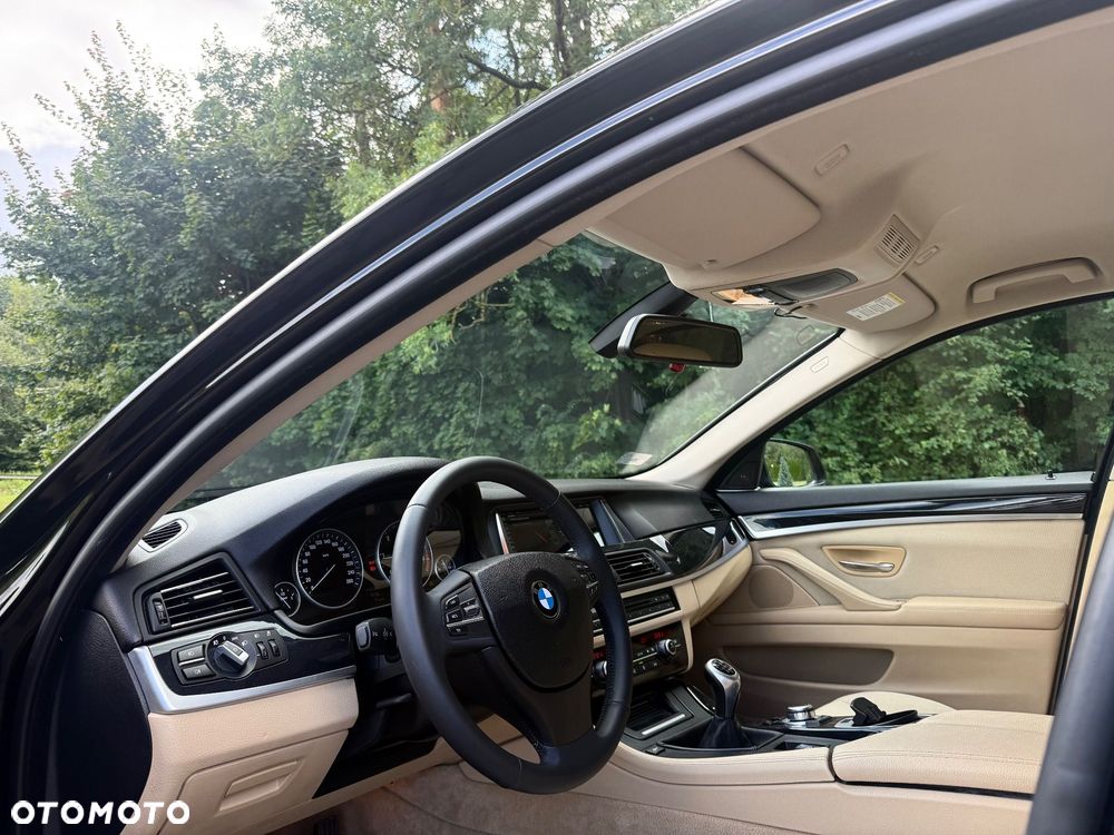 BMW Seria 5 - 12