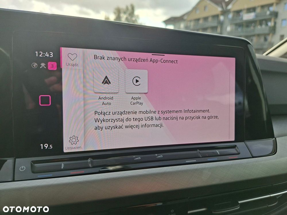 Volkswagen Golf - 22