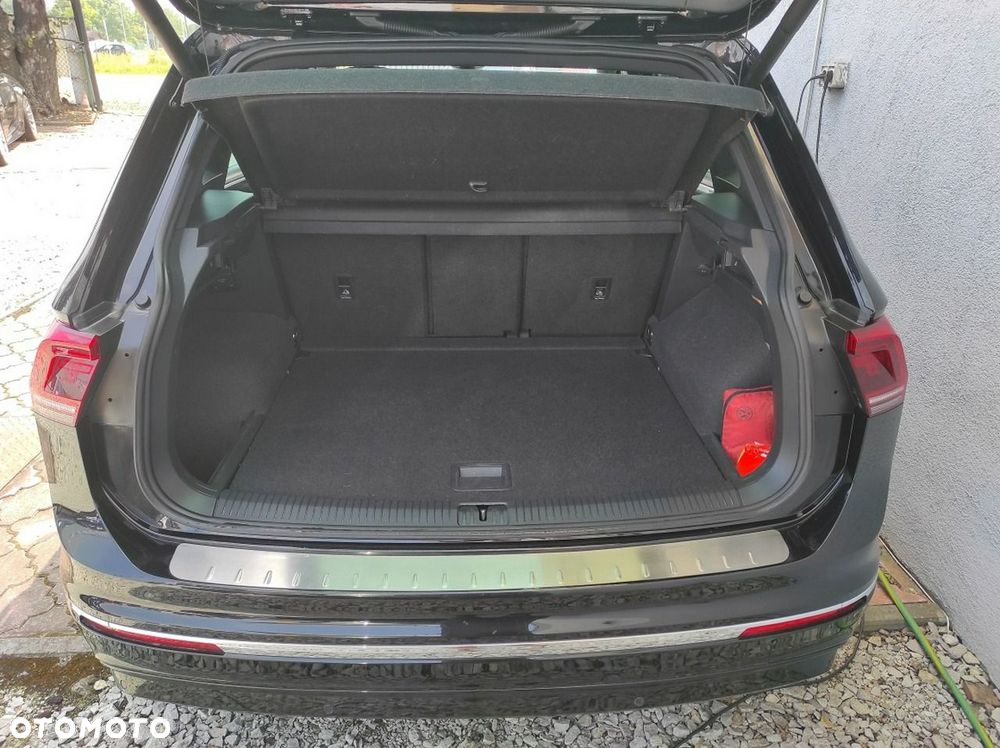 Volkswagen Tiguan - 22