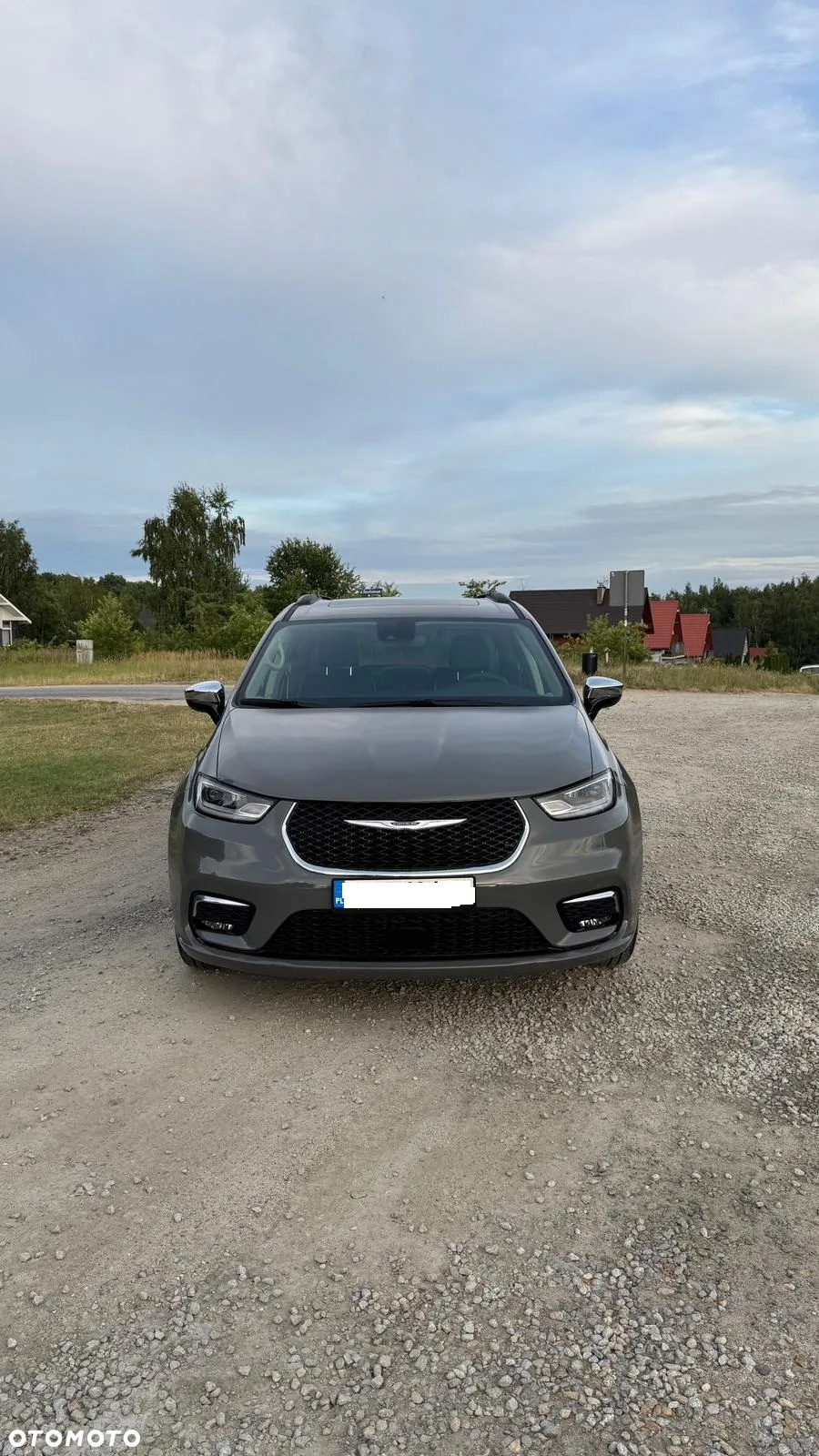 Chrysler Pacifica - 3