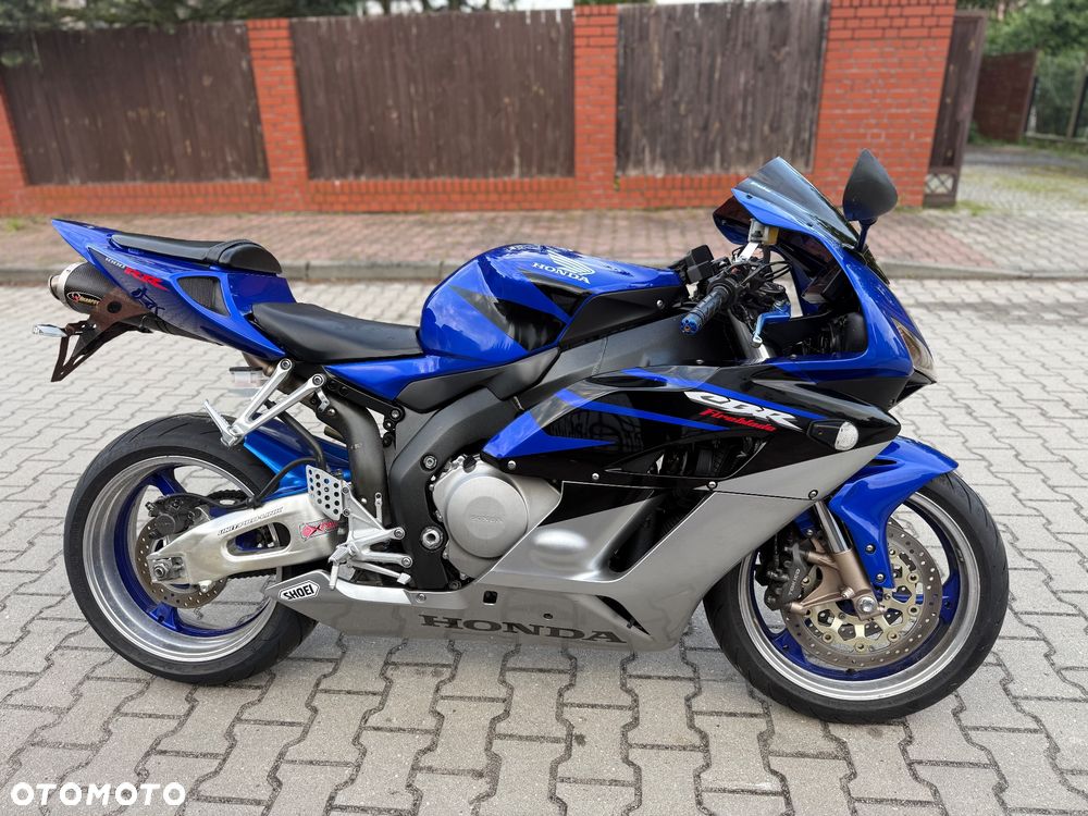 Honda CBR - 4