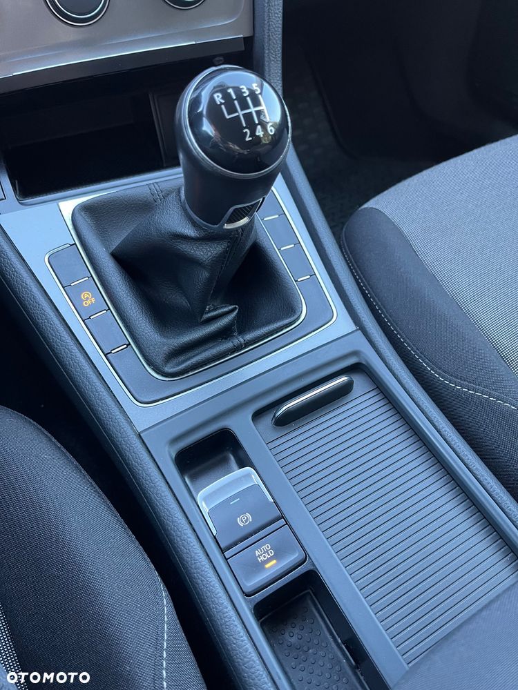 Volkswagen Golf 1.2 TSI BMT Start - 38