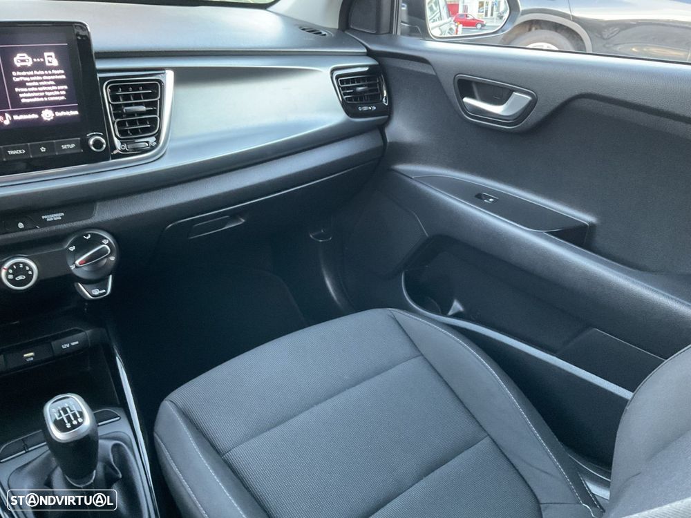 Kia Rio 1.0 T-GDi Move - 32