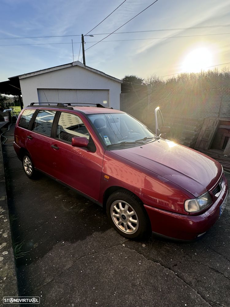 SEAT Cordoba Vario - 1