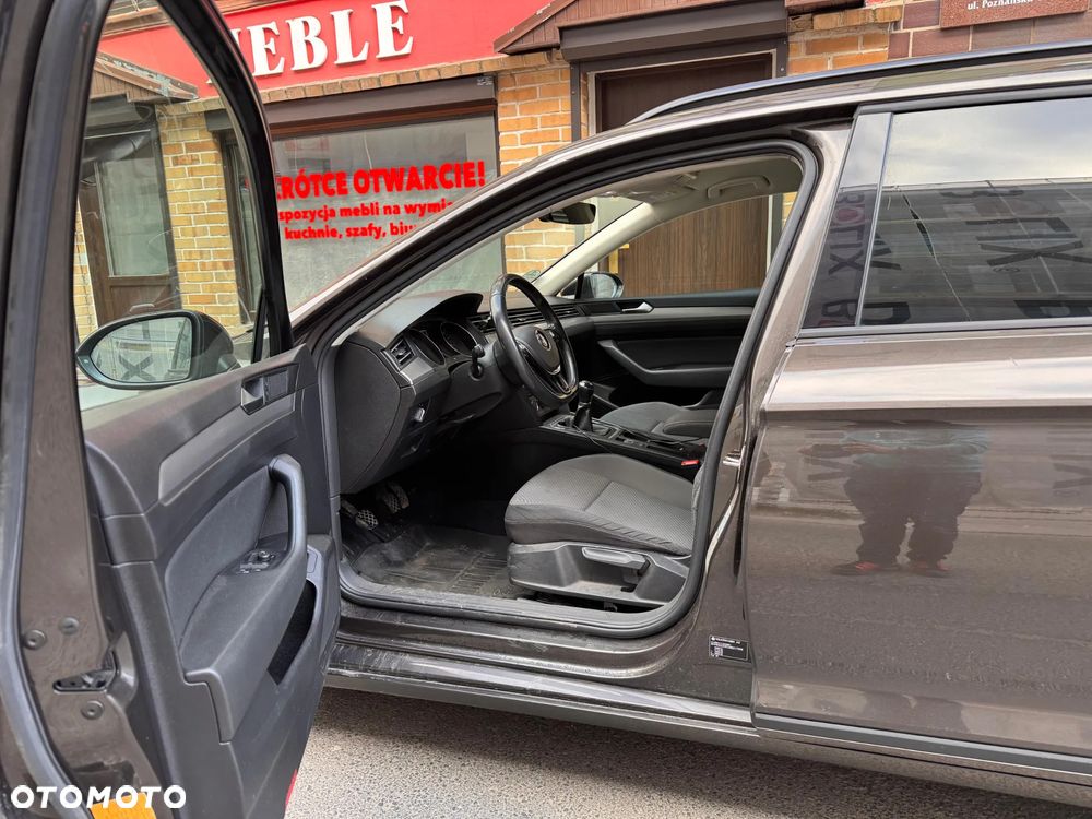 Volkswagen Passat 2.0 TDI BMT Trendline - 5
