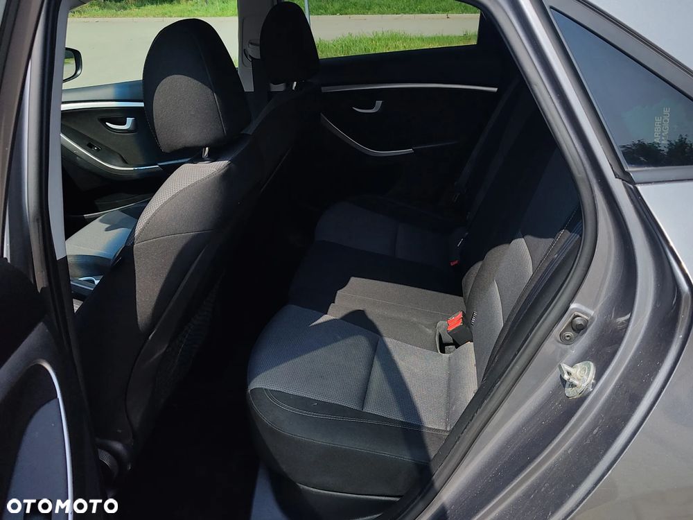 Hyundai i30 1.6 GDI BlueDrive Run - 9