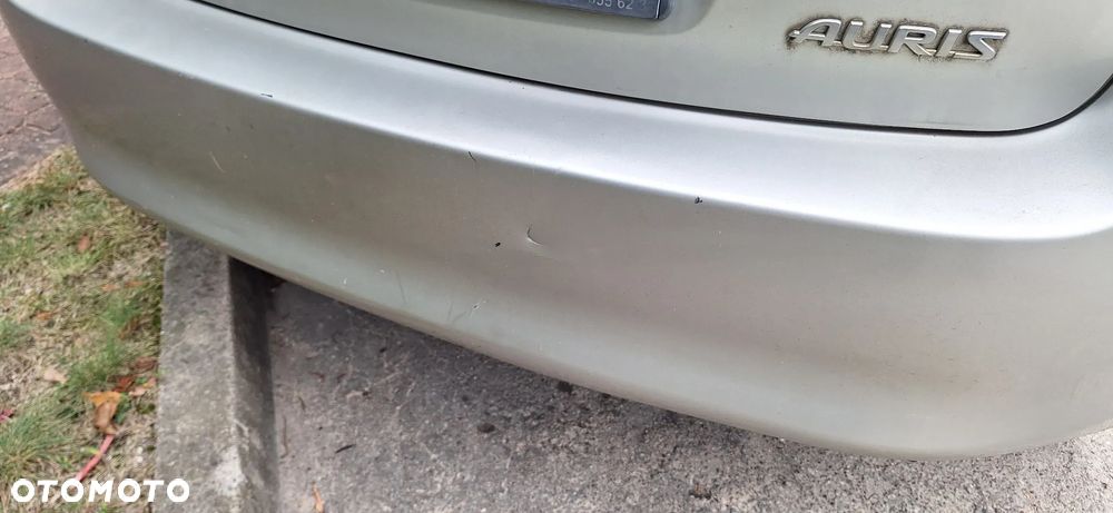 Toyota Auris 1.4 D-4D Terra - 3