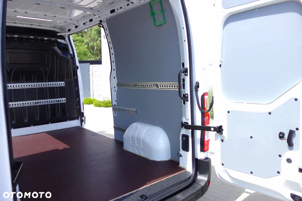 Renault Master 2.3 DCI 150 KM L2H2 Klima Kamera - 11