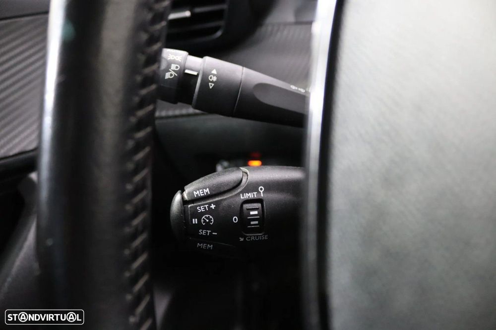 Peugeot 2008 PureTech 100 Stop&Start Active Pack - 11