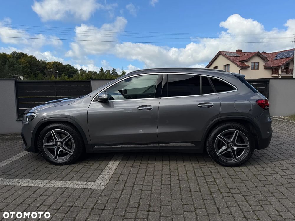 Mercedes-Benz GLA 200 d 4-Matic AMG Line - 13