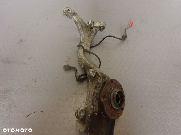 zwrotnica przod  prawa lewa Audi A6 C5 S6 4.2 v8 ANK czesci
