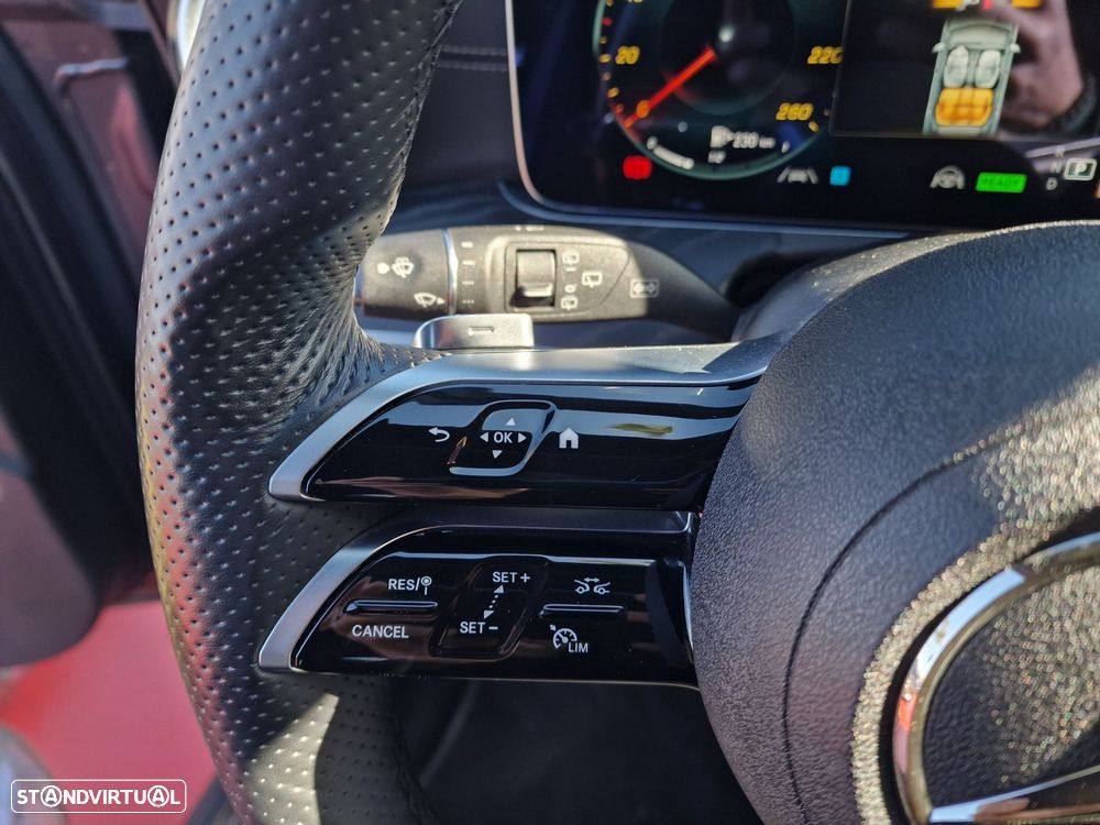 Mercedes-Benz E 300 de AMG Line - 23