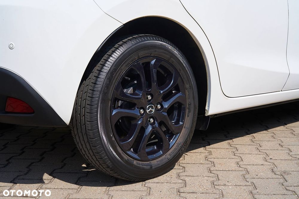 Mazda 2 - 5