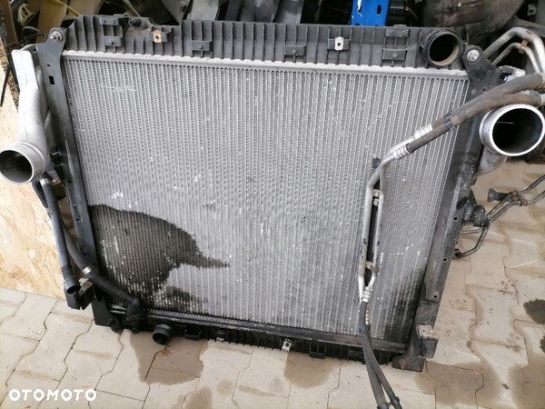 Chłodnica wody Mercedes Actros MP4 9605003401