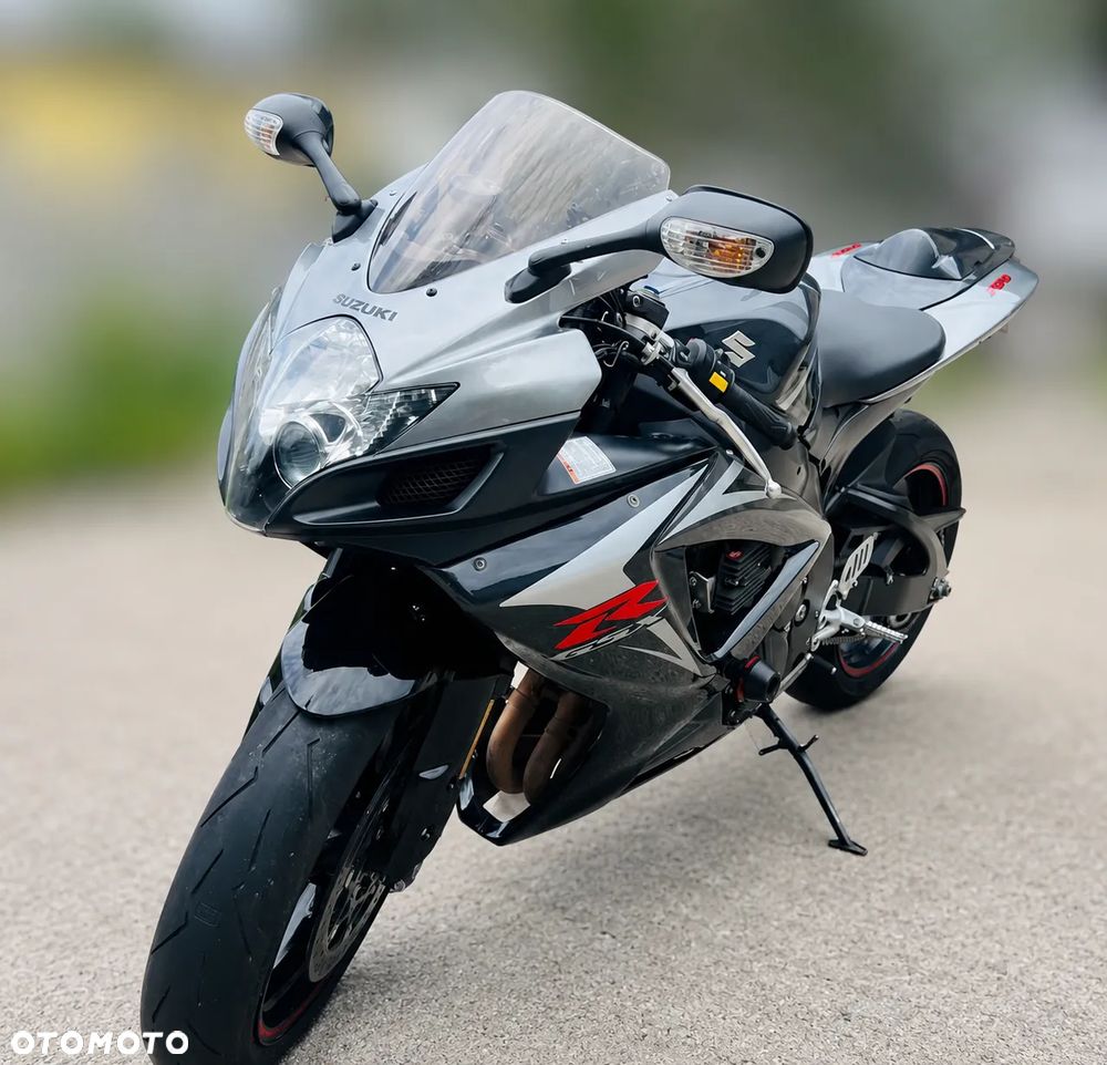 Suzuki GSX-R - 4