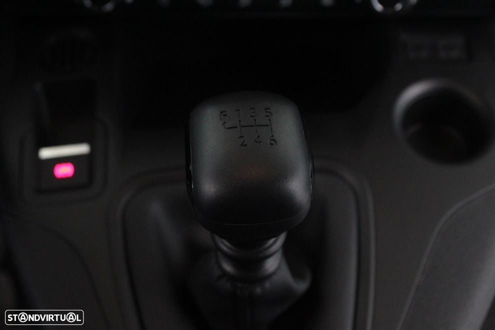 Peugeot Partner  Premium Standard 1.5 Bluehdi 100cv - 23