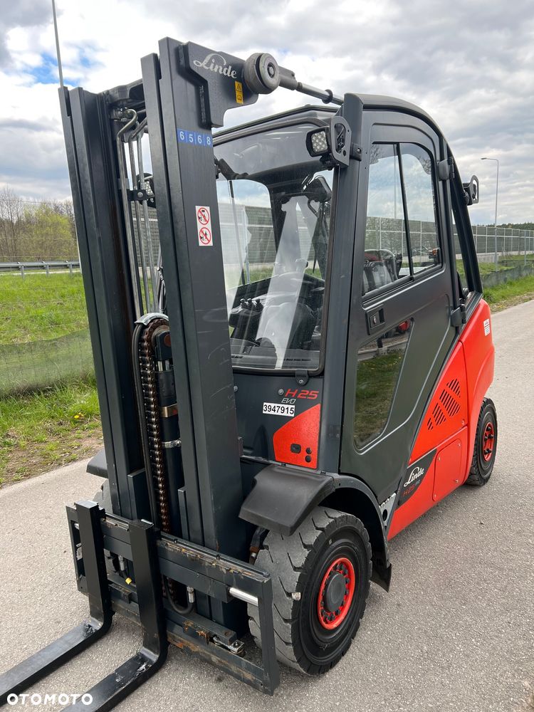 Linde H25T-02 - 2