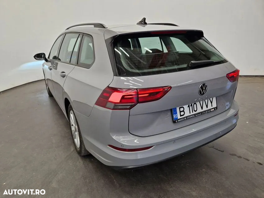 Volkswagen Golf - 2