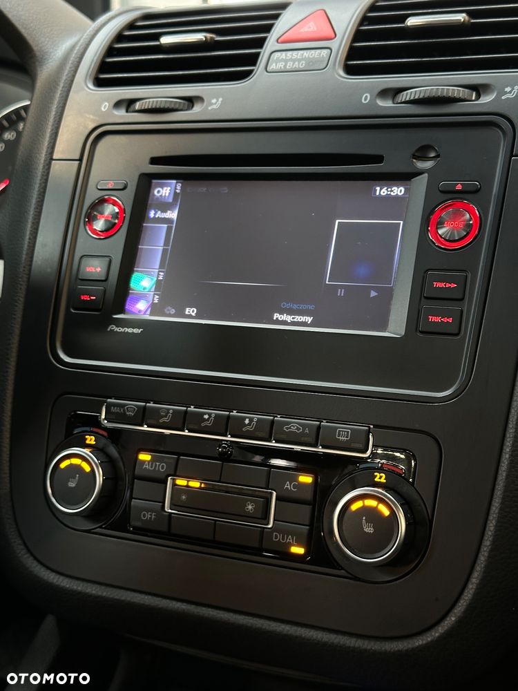 Volkswagen Jetta 1.4 TSI Trendline - 14